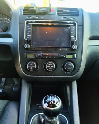 Volkswagen Golf cena 14100 przebieg: 279592, rok produkcji 2006 z Świebodzin małe 16